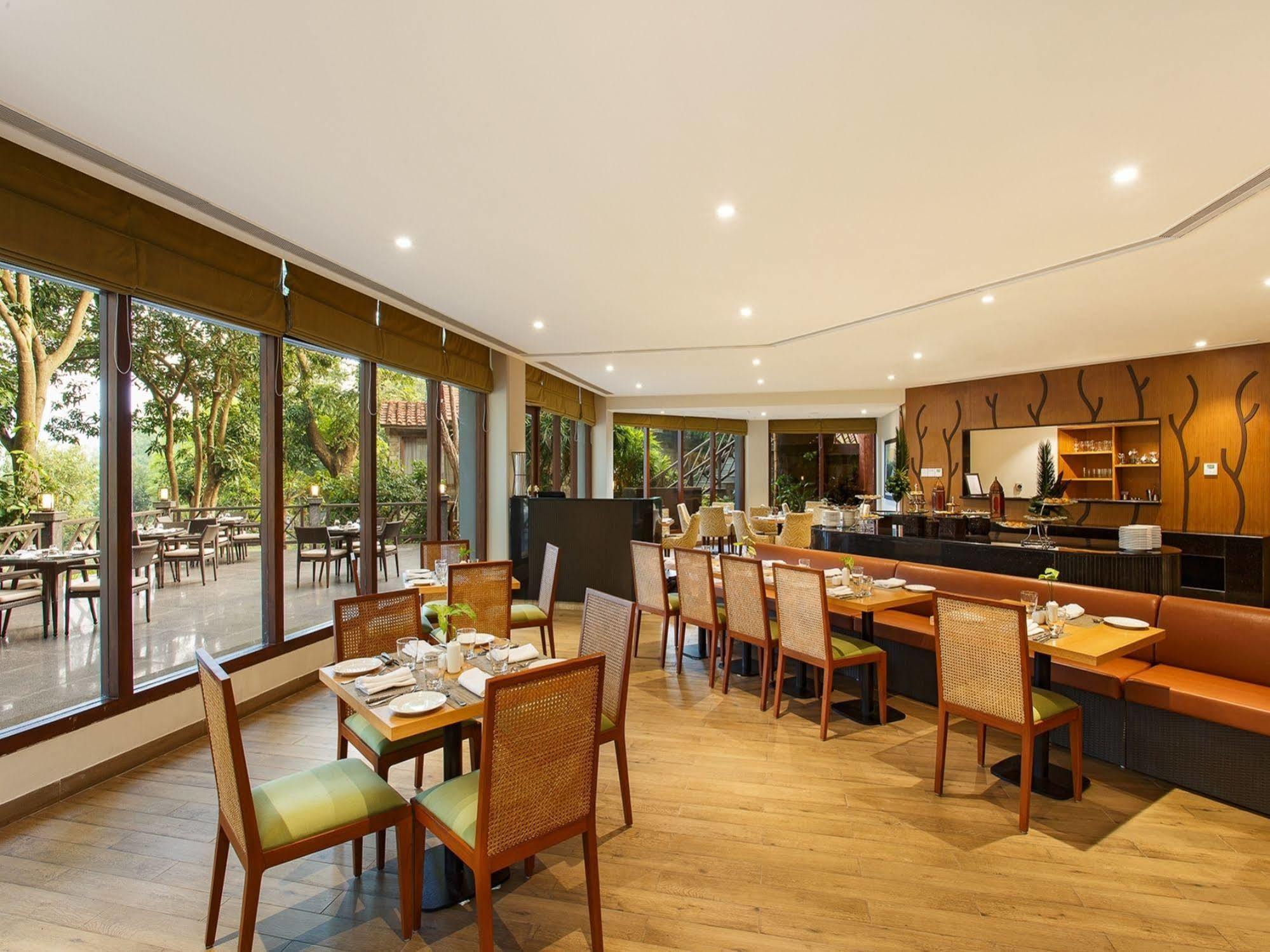 Taj Corbett Resort And Spa Uttarakhand Rāmnagar Eksteriør bilde